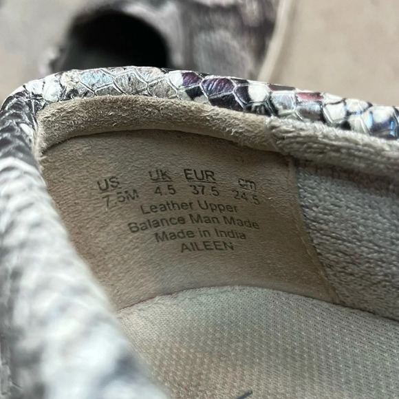 NATURALIZER Aileen Metallic Grey Snakeskin Slip On Sneakers - Picture 8 of 8